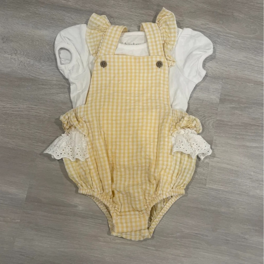 Baby girl outfit